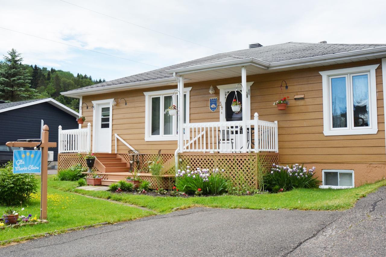 Petit-Saguenay Gite Marie-Claire מראה חיצוני תמונה